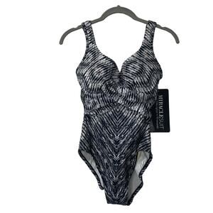 Miraclesuit Silver Shores Criss Cross Escape Midnight Blue/White 8